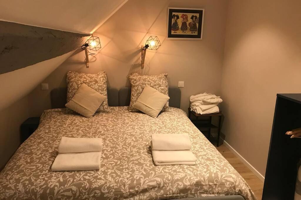 -bm Gretel-modern Duplex With Cathedral View